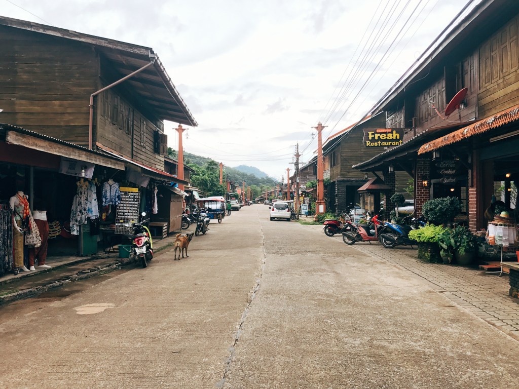 泰國喀比＆蘭塔島自助行－新舊交融的文青老鎮【Lanta Old Town】